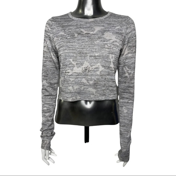 🛍️3/$40 Aritzia Wilfred Free Georgia Crop Top Long  Sleeve Size Medium - Picture 3 of 7